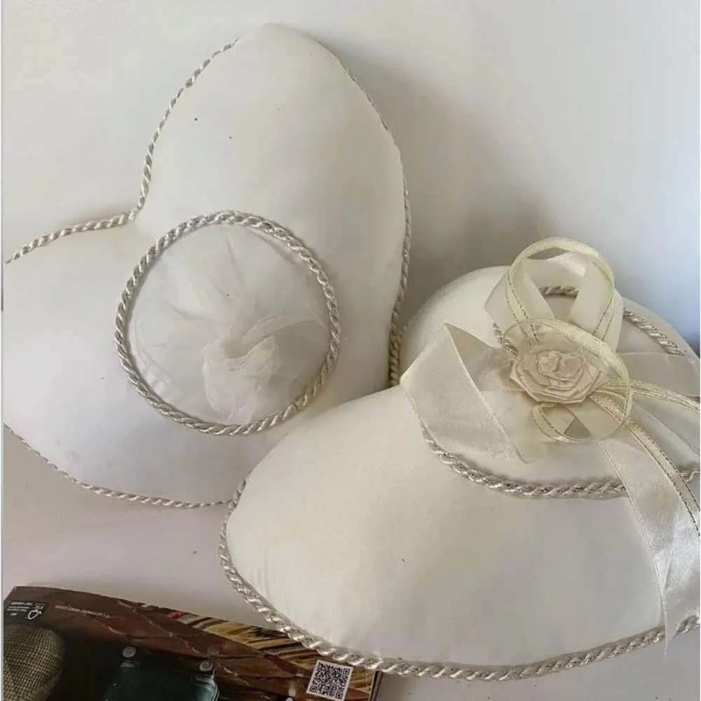 Heart Ring Pillow Wedding 2pcs like new white